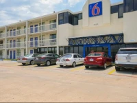 Motel 6 Houston NRG Park 