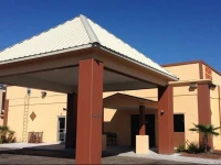 Travel Inn & Suites 