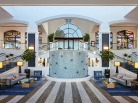 The Waterfront Beach Resort, A Hilton Hotel 