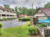 Hofbrau Riverfront Hotel 