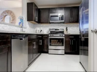 Global Luxury Suites at Porter Square 