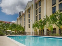 Best Western Plus Kendall Hotel & Suites 