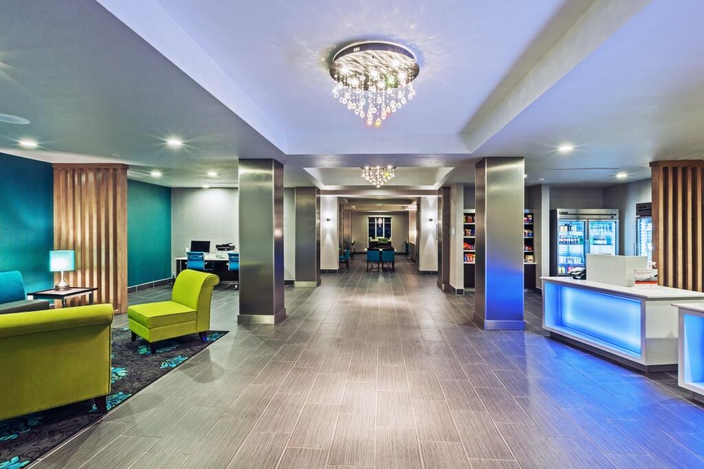Holiday Inn Express and Suites Killeen-Fort Hood Area 
