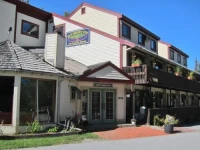 Butternut Inn and Pancake House 3*
