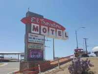 El Trovatore Motel 