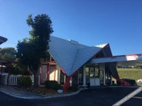 West Side Inn 