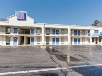Motel 6 Kingston 