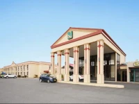 Quality Inn and Suites Kingston 