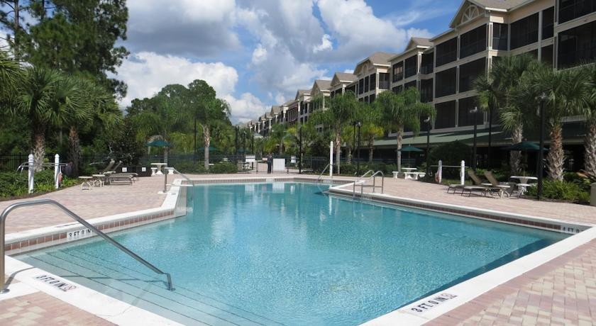 Palisades, a Two- and Three-Bedroom Apartment Resort 