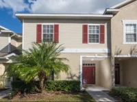 Noras Trafalgar Village Townhouse 