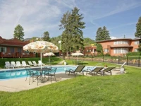 Rainbow Lodge and Inn 