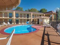 Quality Inn Commerce 