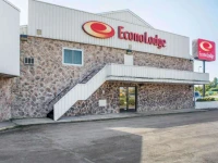 Econo Lodge Darien Lakes 