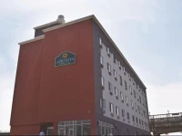 La Quinta Inn & Suites Far Rockaway 