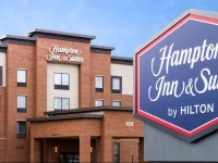 Hampton Inn and Suites La Crosse Downtown 