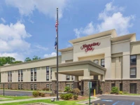 Hampton Inn Lagrange near Callaway Gardens 