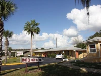 Prince of Wales Motel 