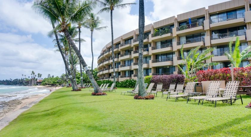 Castle Paki Maui 