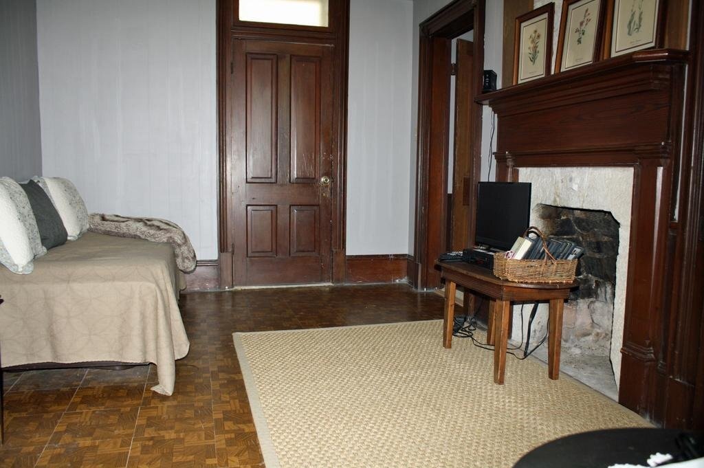 Markward Manor Bed and Breakfast Inn 