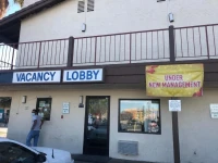 EZ 8 Motel Lancaster 2*