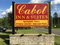 Cabot Inn & Suites 