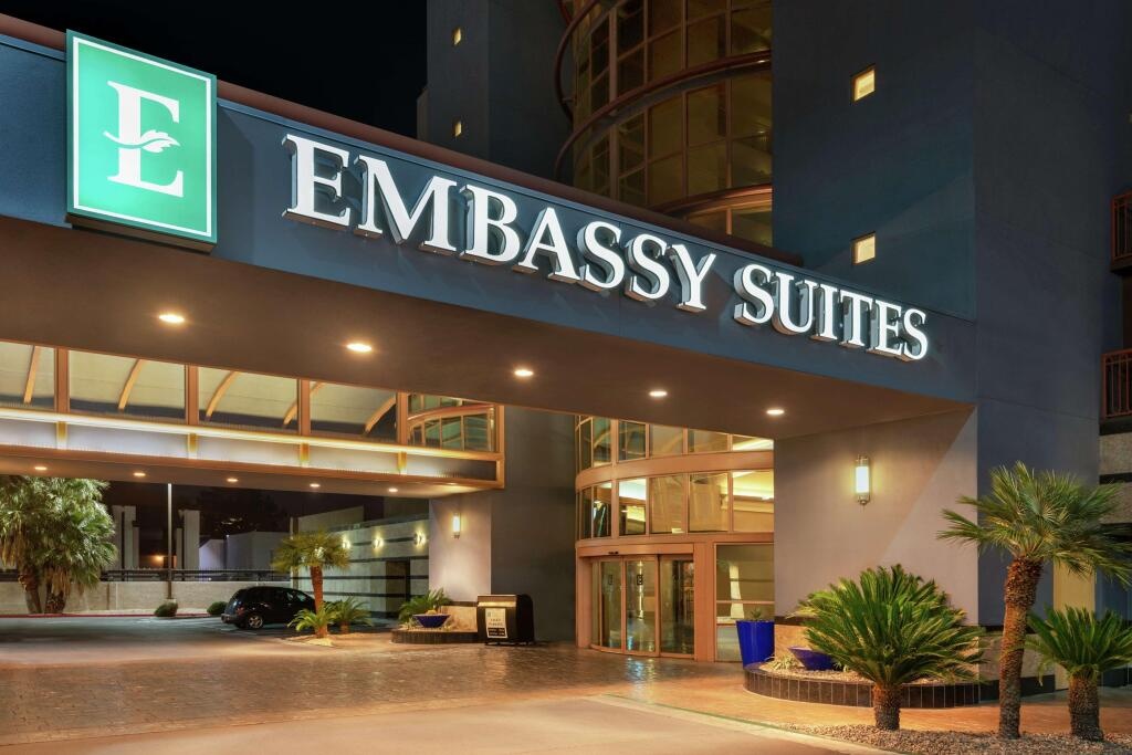 Embassy Suites by Hilton Convention Center Las Vegas 