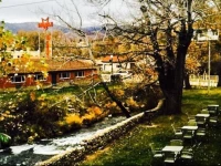 Tumbling Waters Inn 