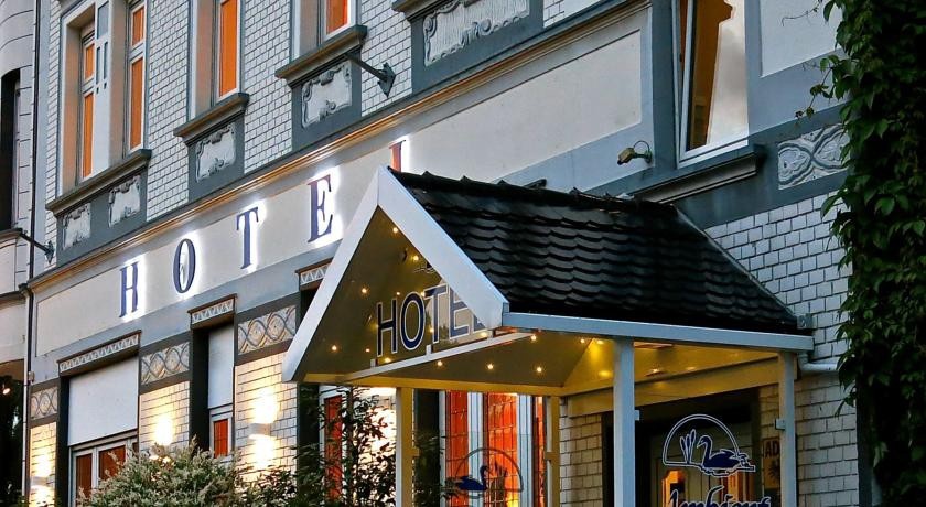 Ambient Hotel Zum Schwan 3*