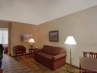 Crossland Economy Studios - Kansas City - Lenexa - 95th St. 