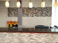 Lenox Inn 