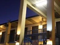 Highway 8 Motel - Lexington 