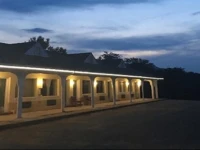 Kingston Inn & Suites 