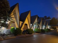 Tiki Resort 