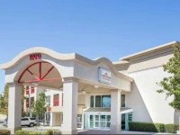 Hawthorn Suites by Wyndham Livermore 3*