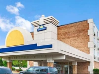 Days Inn Livonia 