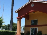Econo Lodge Inn & Suites Lodi 