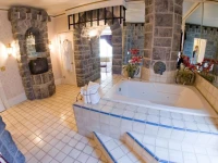 The Anniversary Inn - Logan 