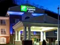 Holiday Inn Express & Suites Logan 