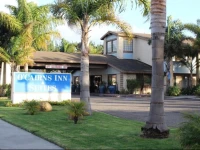 OCairns Inn and Suites 