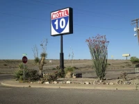 Motel 10 