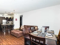 The Hollywood Madonna Apartment 4*