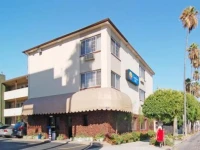 Comfort Inn Near the Sunset Strip 