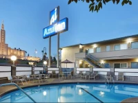 Azul Inn West Los Angeles - Century City 