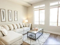 Glendon Apartment #4111 