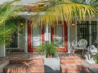 Hollywood Cottages 