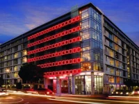 Met Lofts Suites Downtown LA 