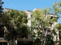 Wellworth Plaza N #306 
