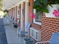Lost River Motel 