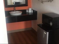 Motel 6 Lost Hills / Buttonwillow Racetrack 