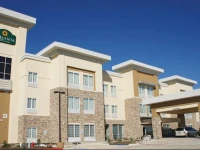 La Quinta Inn & Suites Luling 